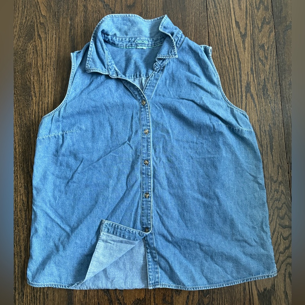 Cherokee Woman's Sleeveless Jean Jacket